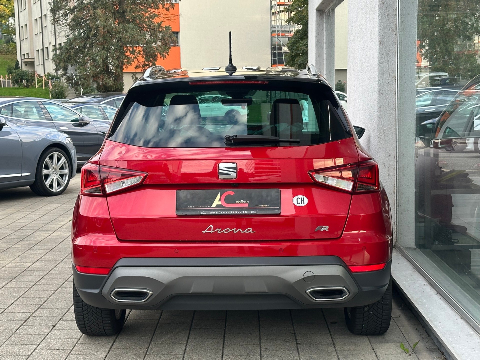 SEAT Arona 1.0 TSI Eco Hola FR DSG-image-2