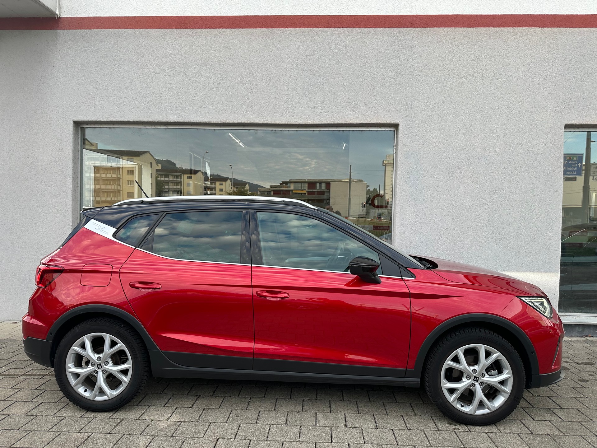 SEAT Arona 1.0 TSI Eco Hola FR DSG-image-1