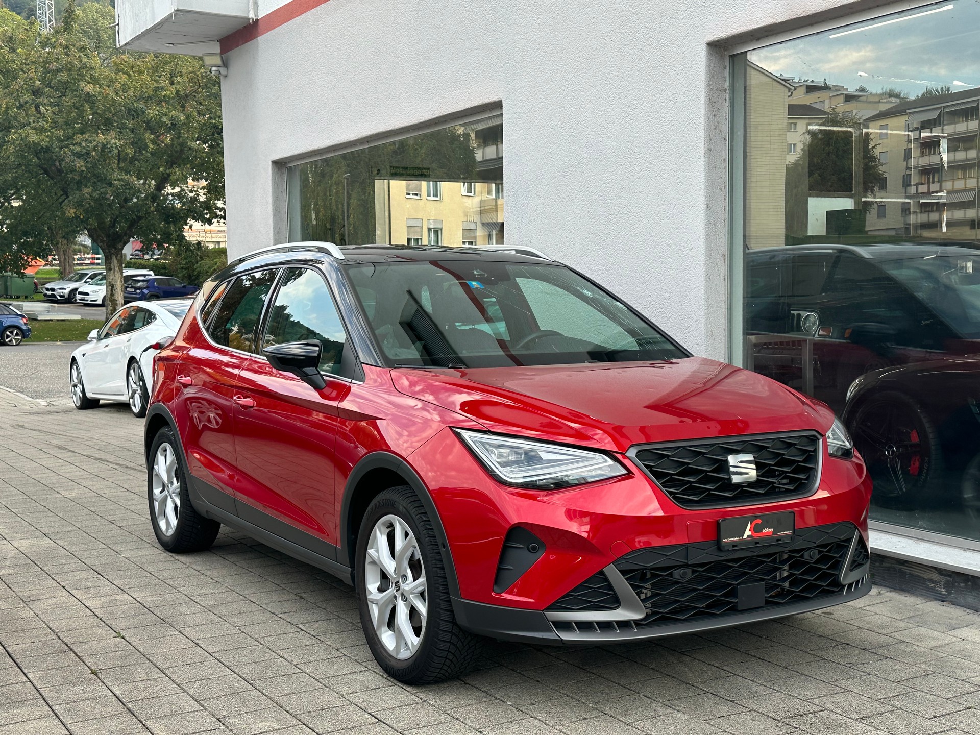 SEAT Arona 1.0 TSI Eco Hola FR DSG-image-0