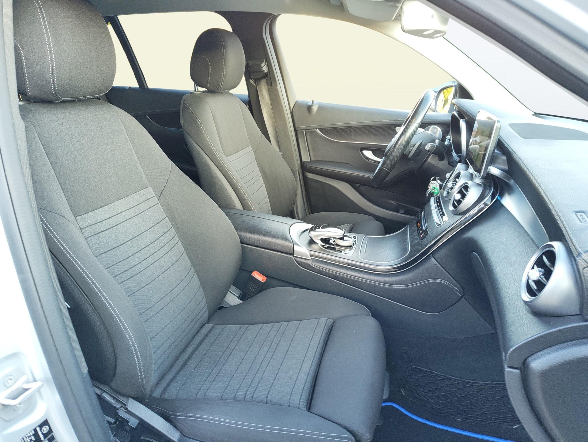 MERCEDES-BENZ GLC-Klasse X253 GLC 250 d 4m-image-8