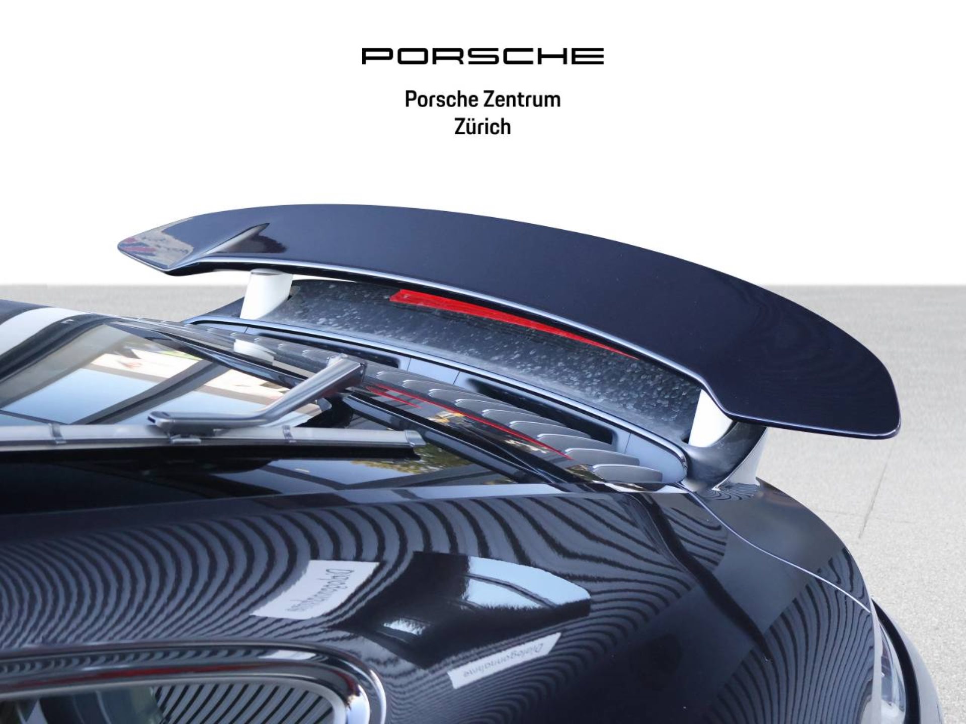 PORSCHE 911 Turbo S-image-29