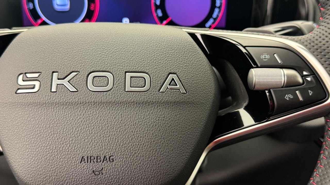 SKODA Kodiaq 2.0 TSI RS 4x4-image-9