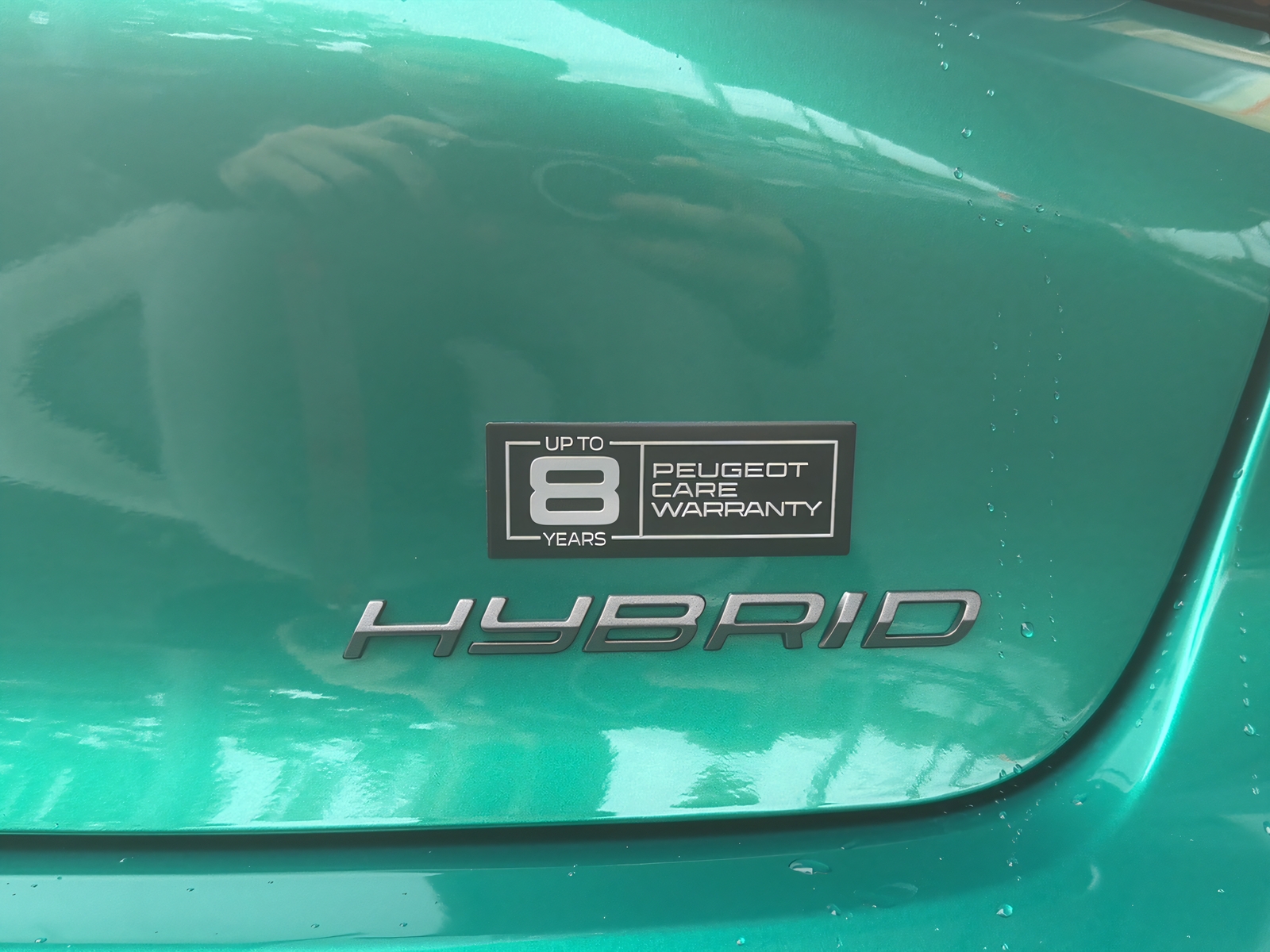 PEUGEOT 208 1.2 Hybrid ENVY Sondermodell-image-18