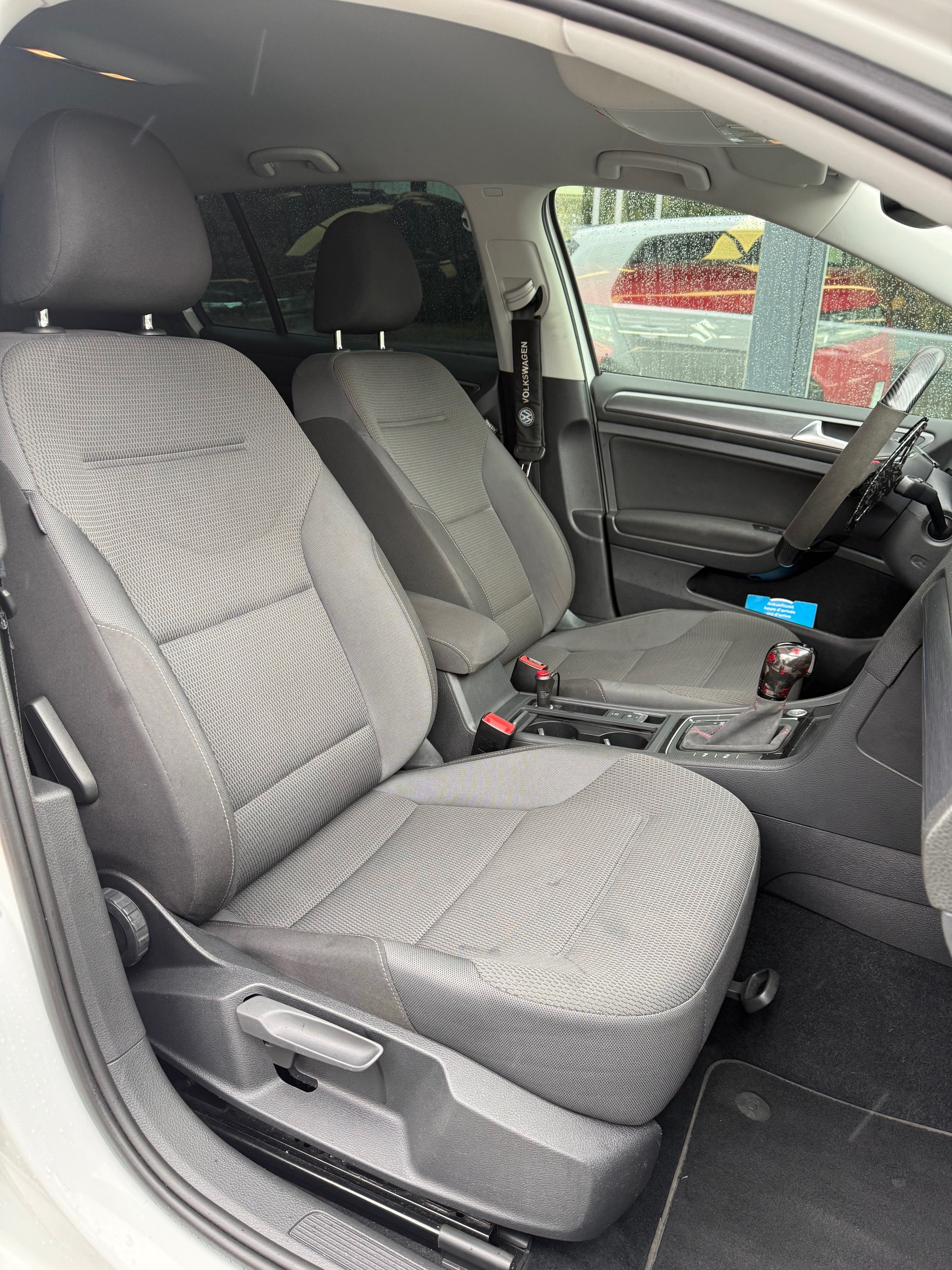 VW Golf 1.5 TSI EVO Comfortline DSG-image-9