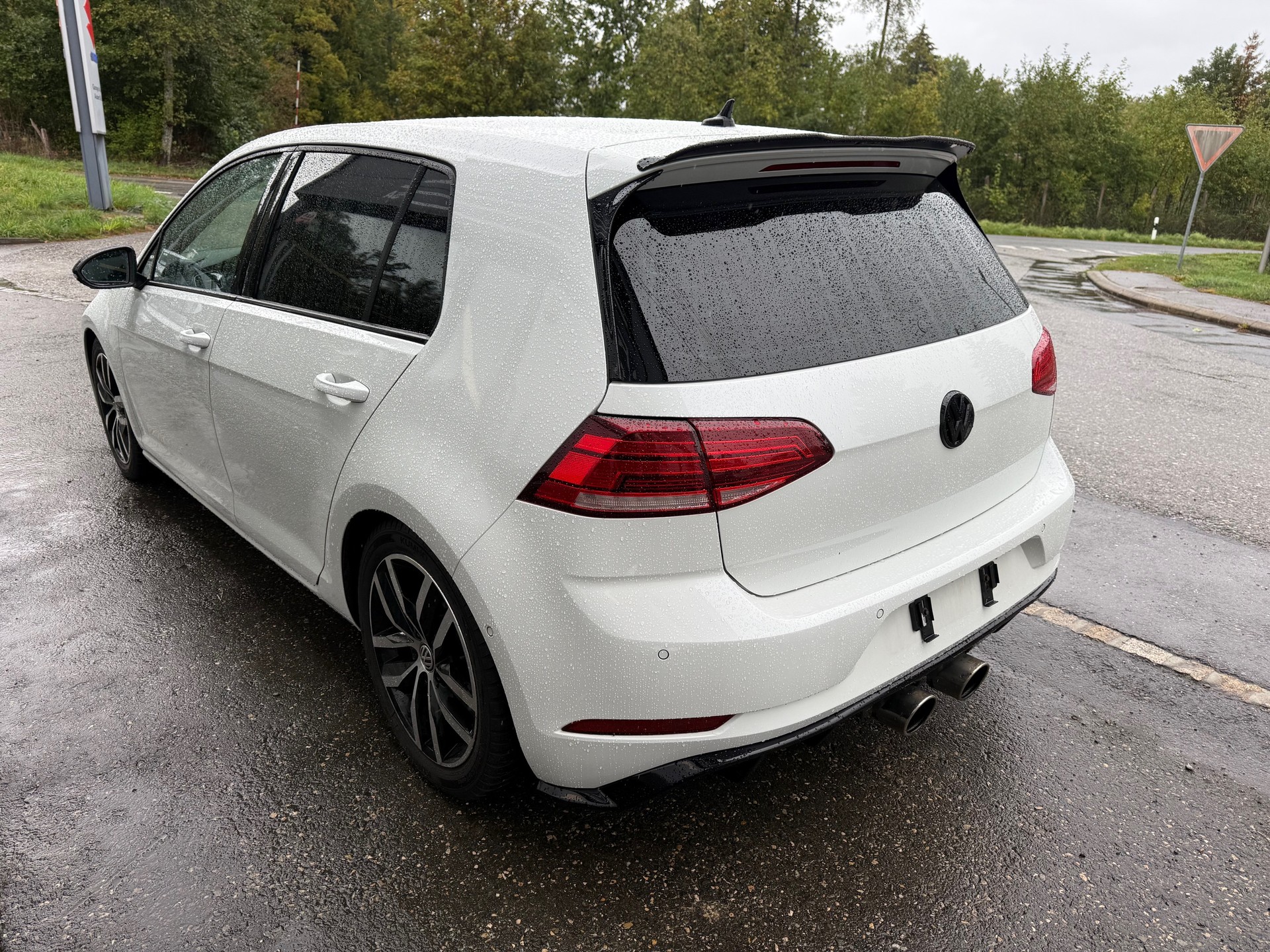 VW Golf 1.5 TSI EVO Comfortline DSG-image-3