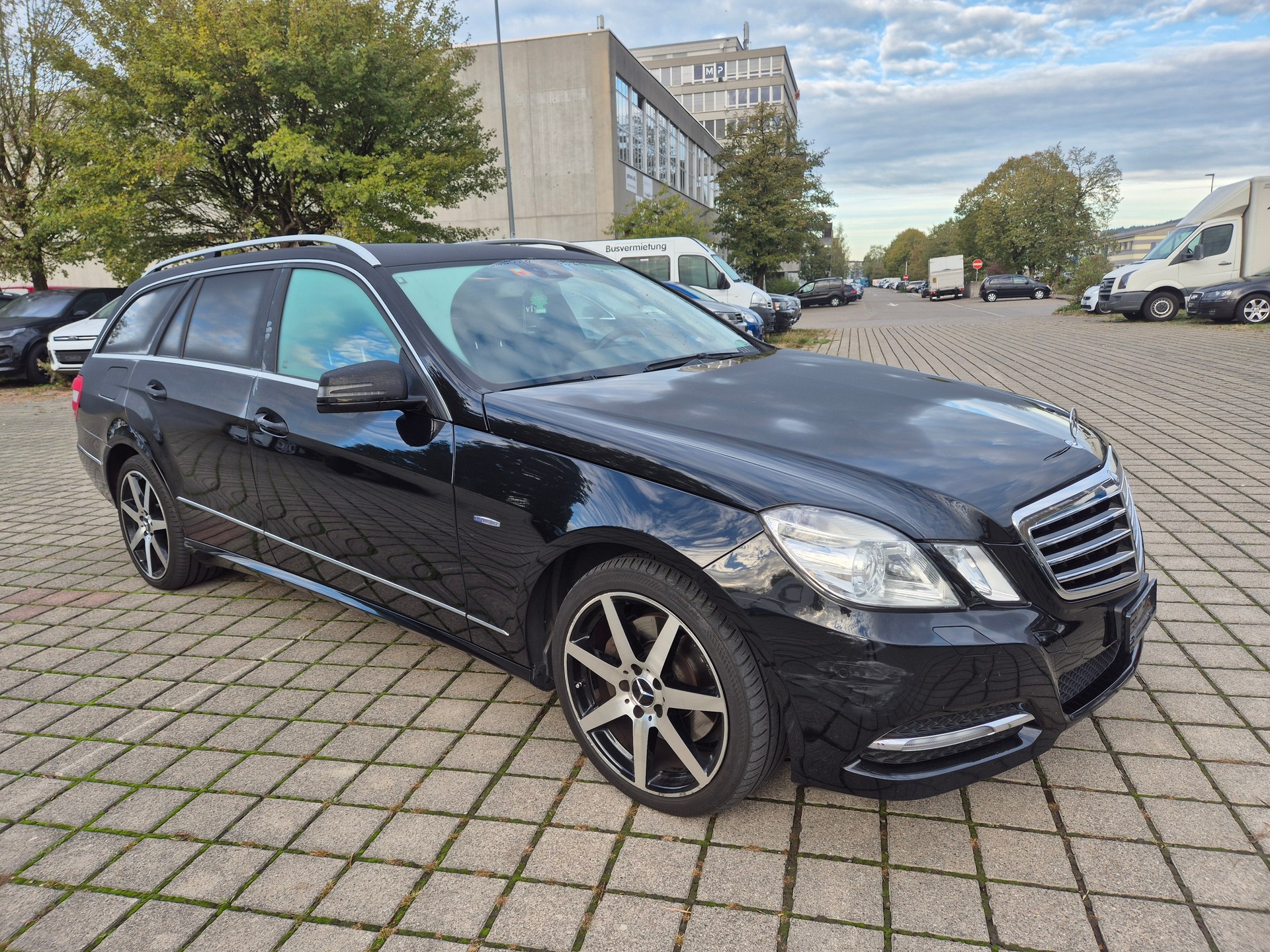 MERCEDES-BENZ E 250 CDI BlueEfficiency 4Matic 7G-Tronic-image-1