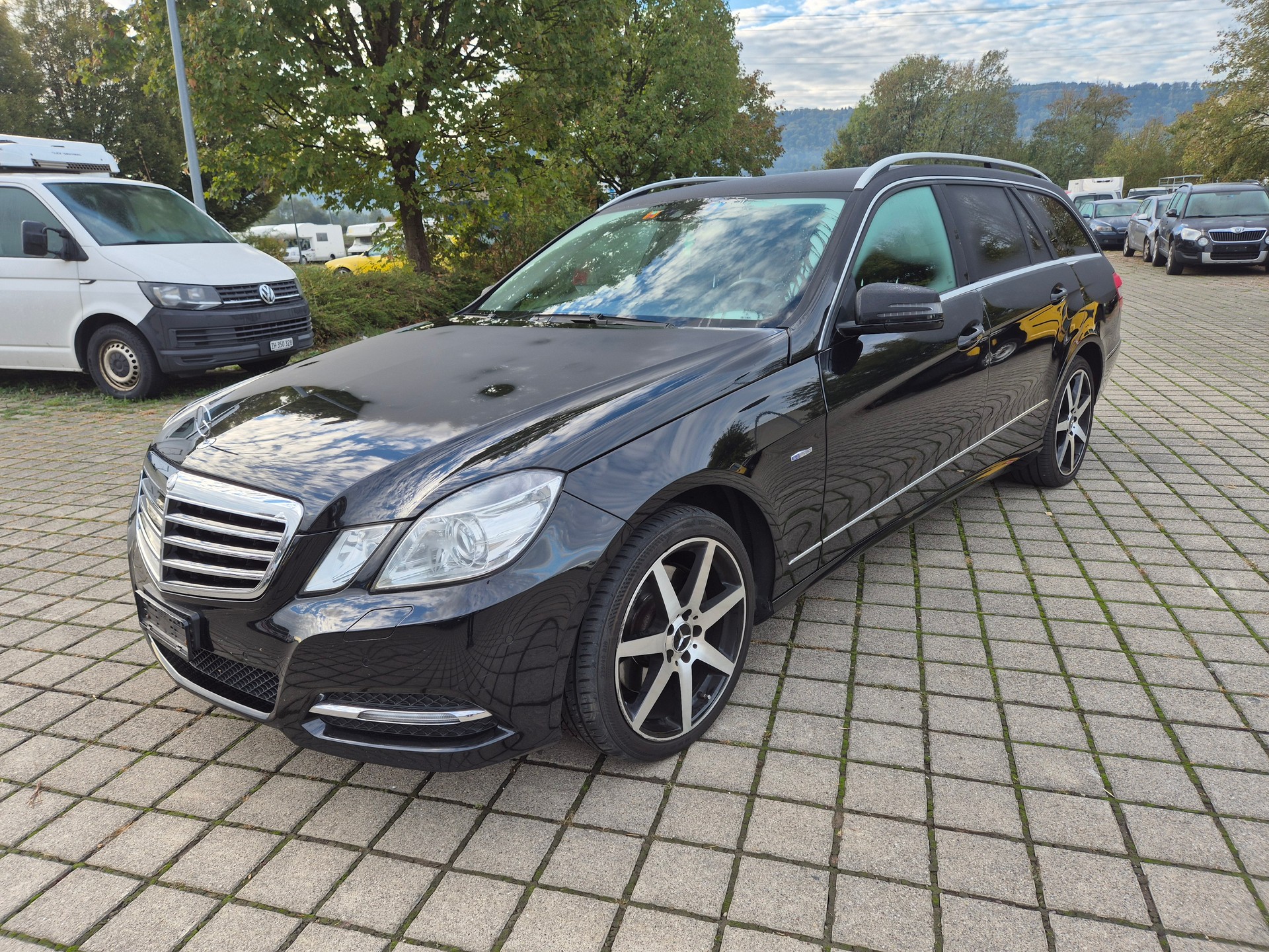 MERCEDES-BENZ E 250 CDI BlueEfficiency 4Matic 7G-Tronic-image-2