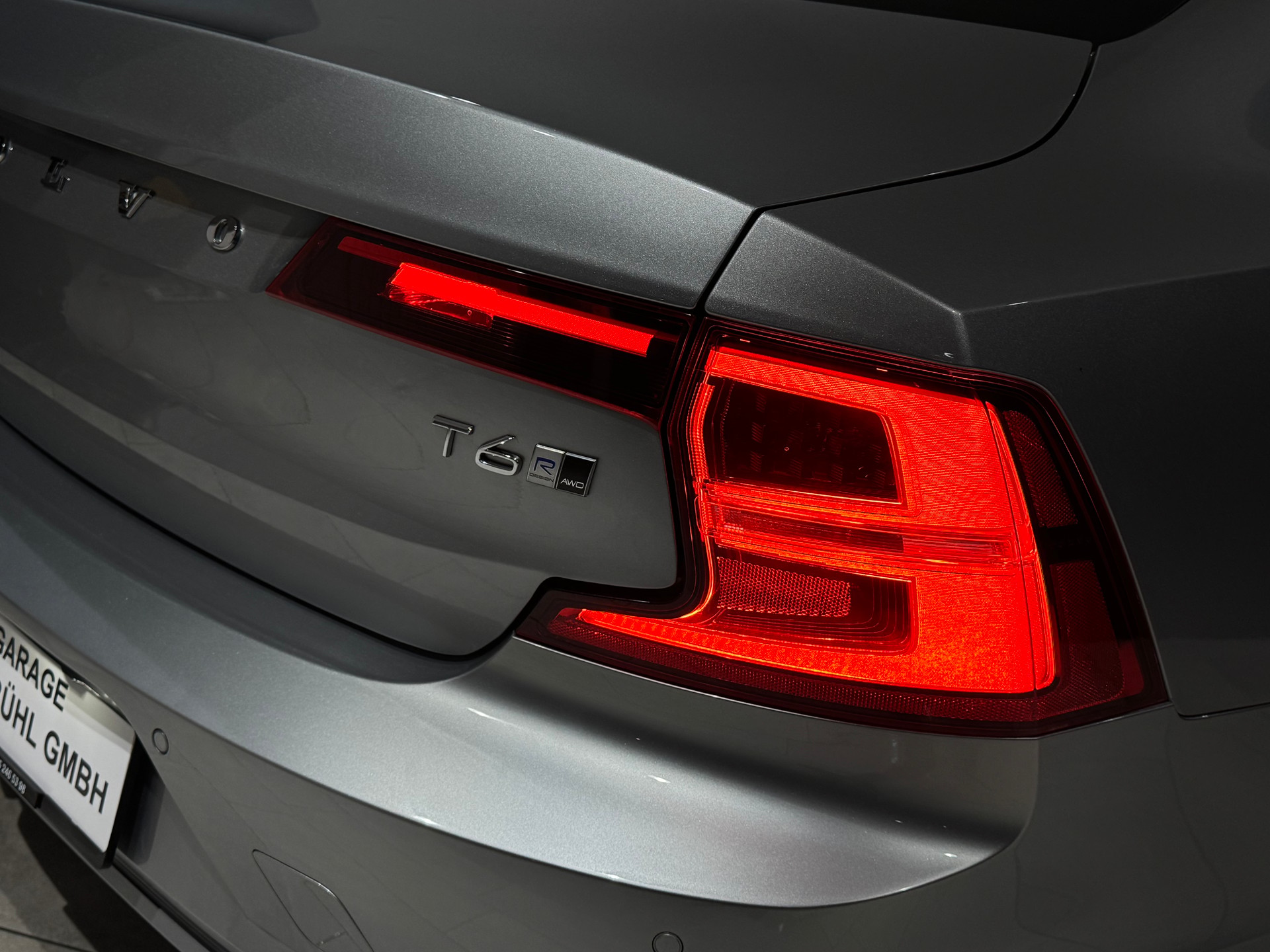 VOLVO S90 T6 AWD R-Design Geartronic I CH I 1.Hand I-image-10