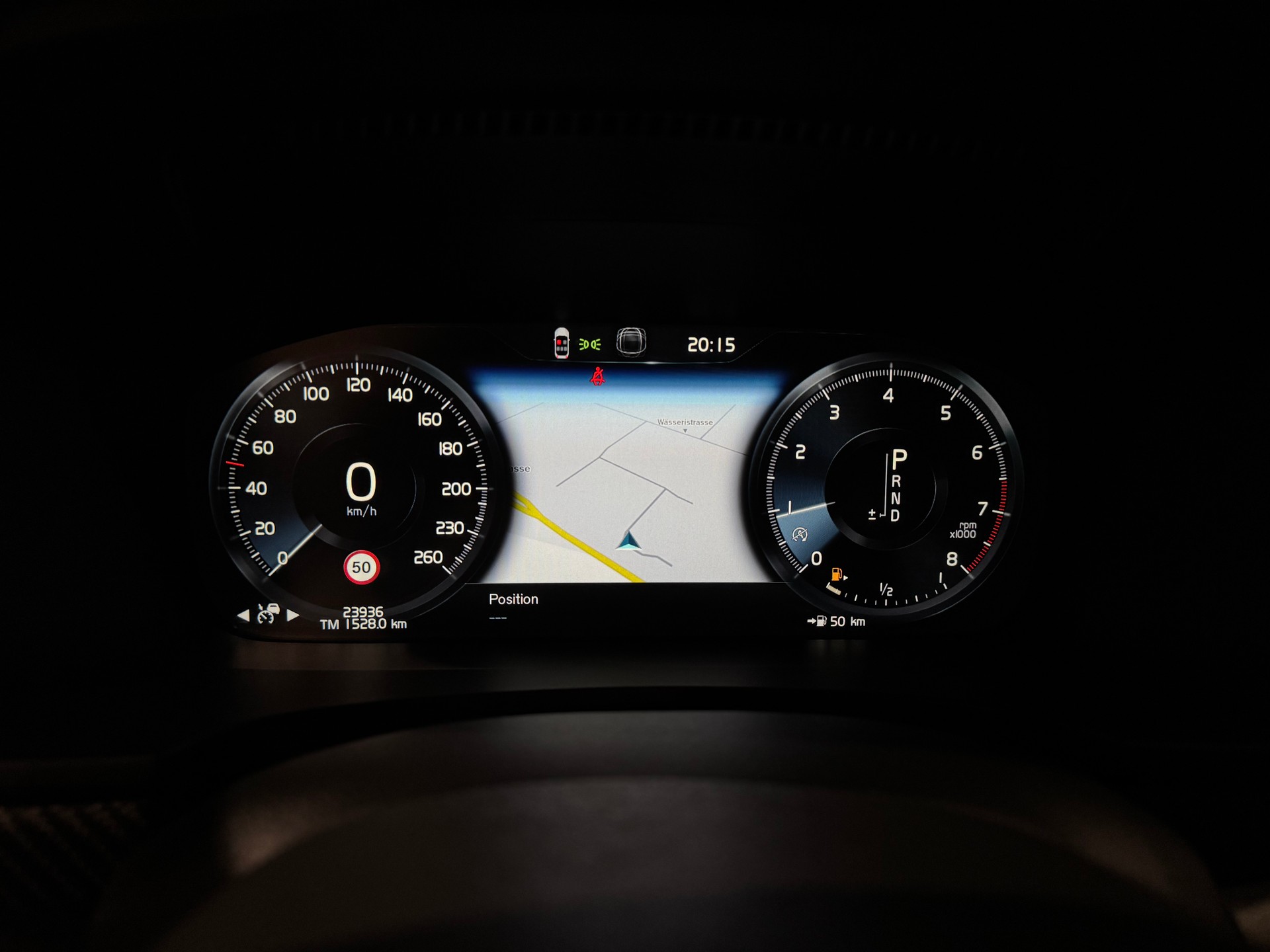 VOLVO S90 T6 AWD R-Design Geartronic I CH I 1.Hand I-image-24