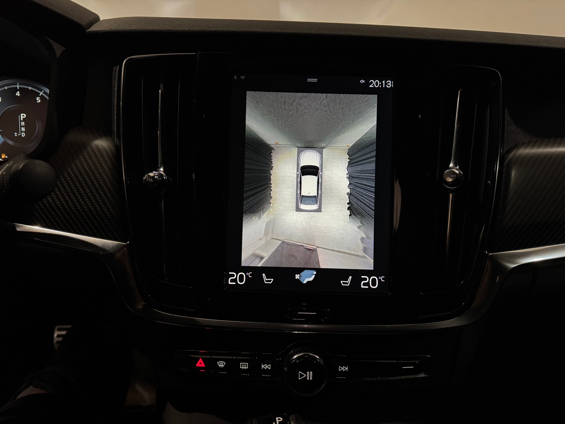 VOLVO S90 T6 AWD R-Design Geartronic I CH I 1.Hand I-image-19