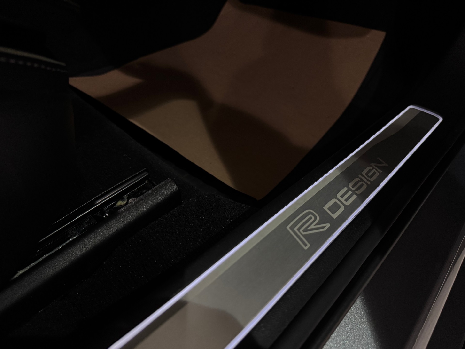 VOLVO S90 T6 AWD R-Design Geartronic I CH I 1.Hand I-image-17