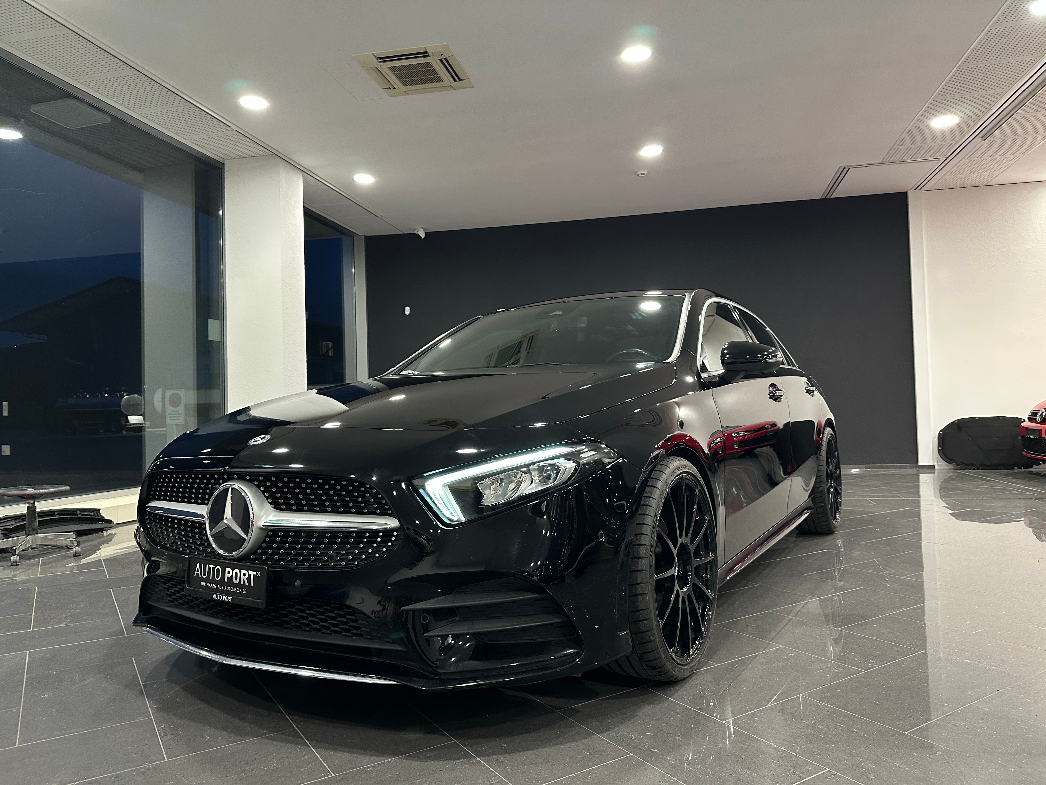 Car photo