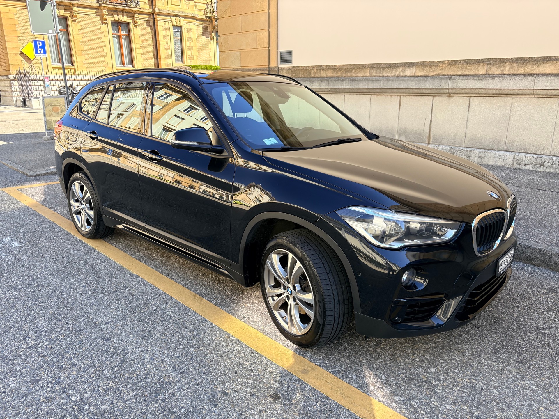 BMW 18d xDrive-image-1