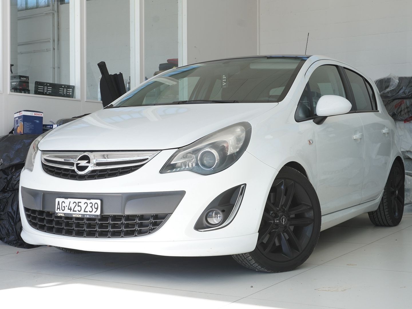 OPEL Corsa 1.6 Turbo GSi-image-0