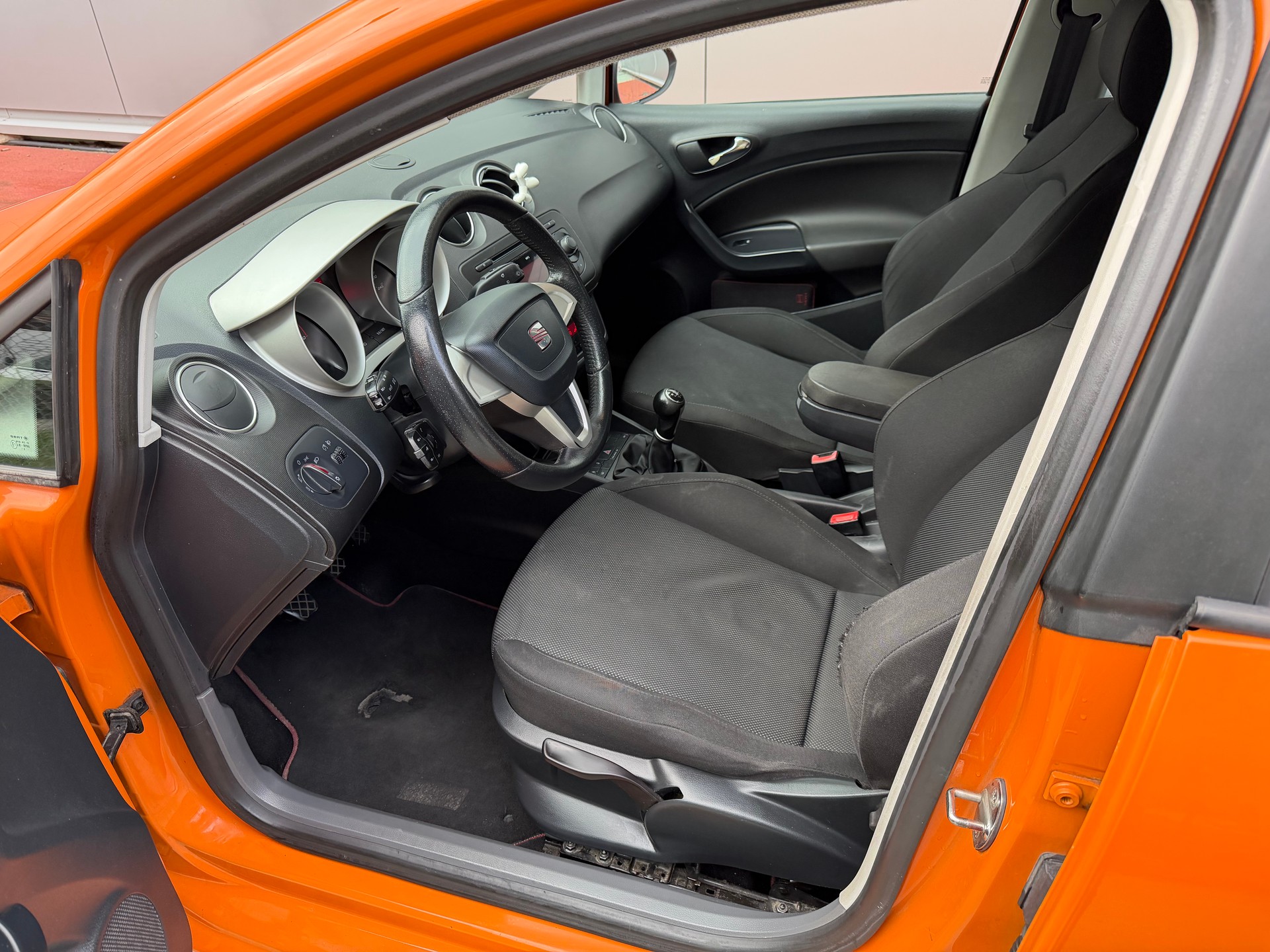 SEAT Ibiza 1.9 TDI Style-image-8