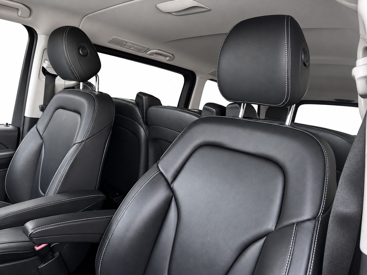 MERCEDES-BENZ V 250 d Avantgarde extr.lg. 4m Van-image-12