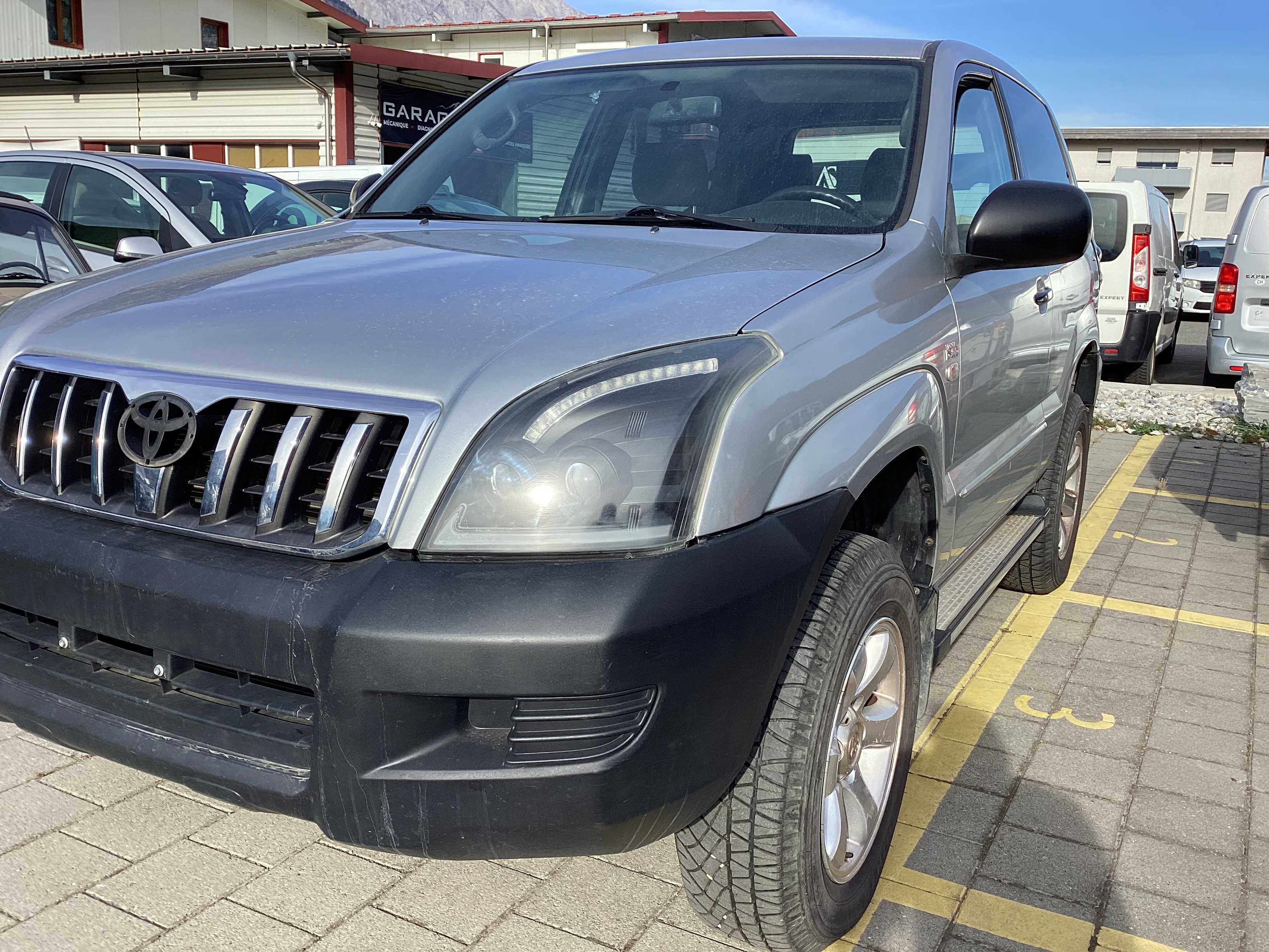 Car photo