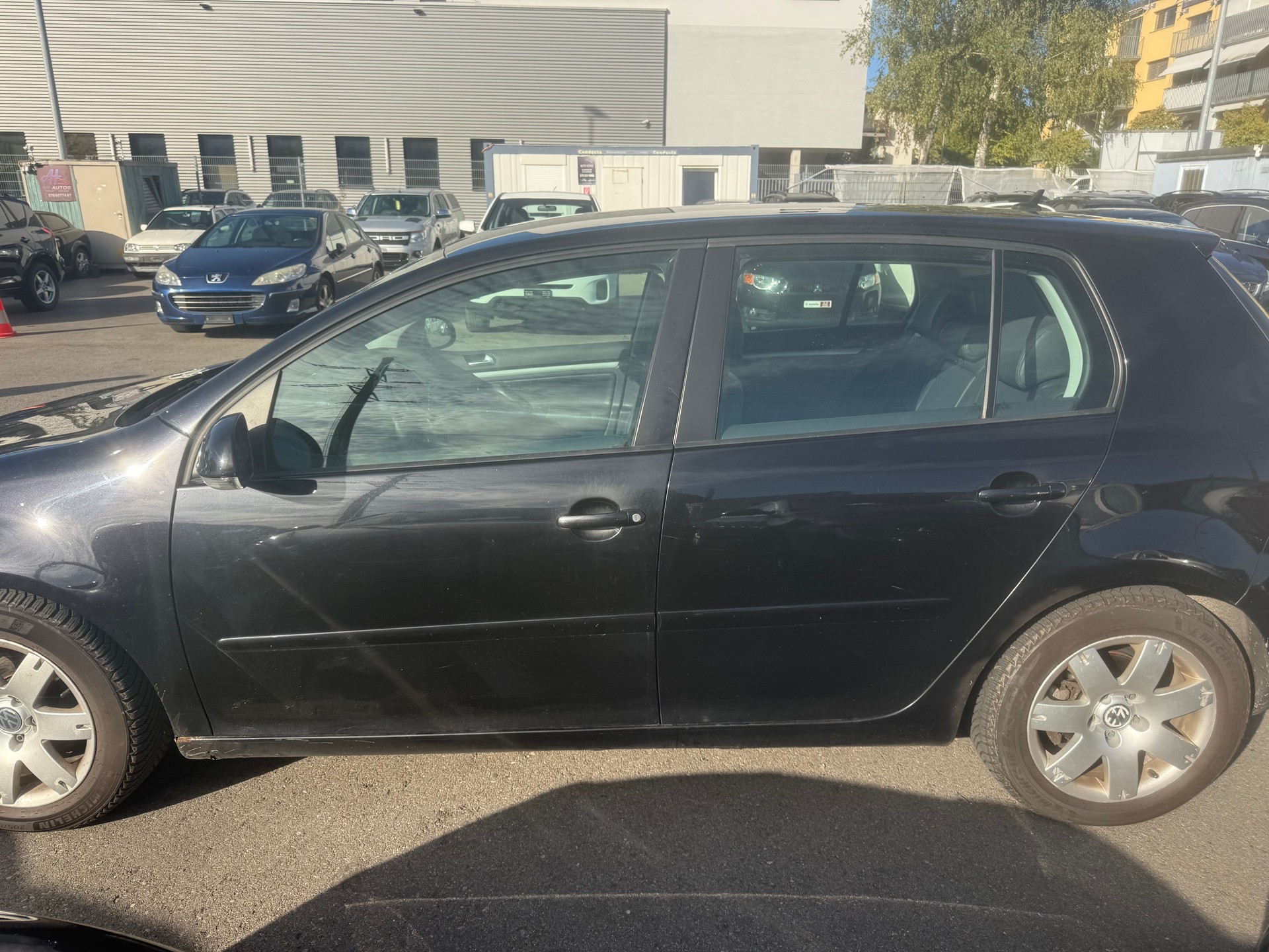 VW Golf 2.0 FSI Sportline 4Motion-image-4