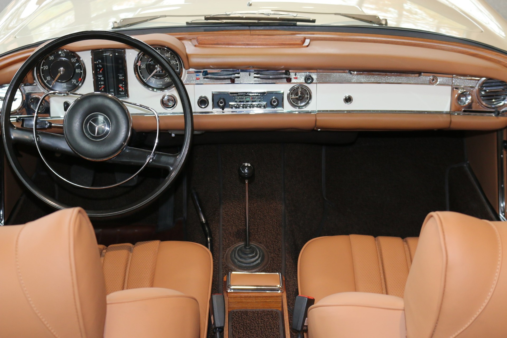 MERCEDES-BENZ 230 SL-image-4