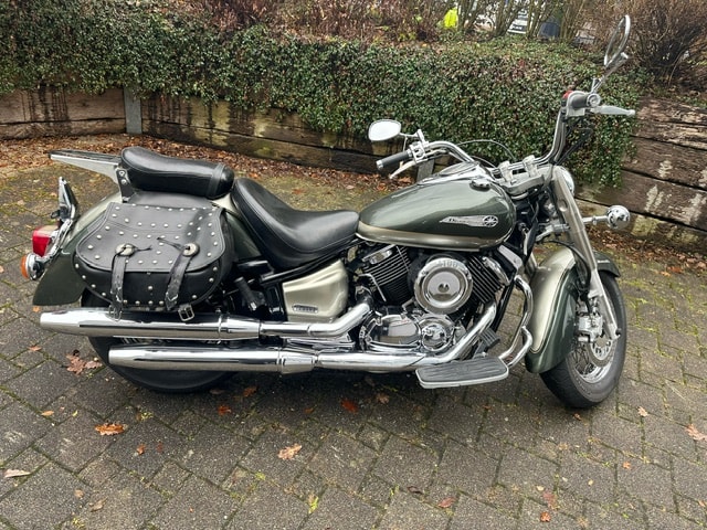 YAMAHA XVS 1100 A Drag Star Classic