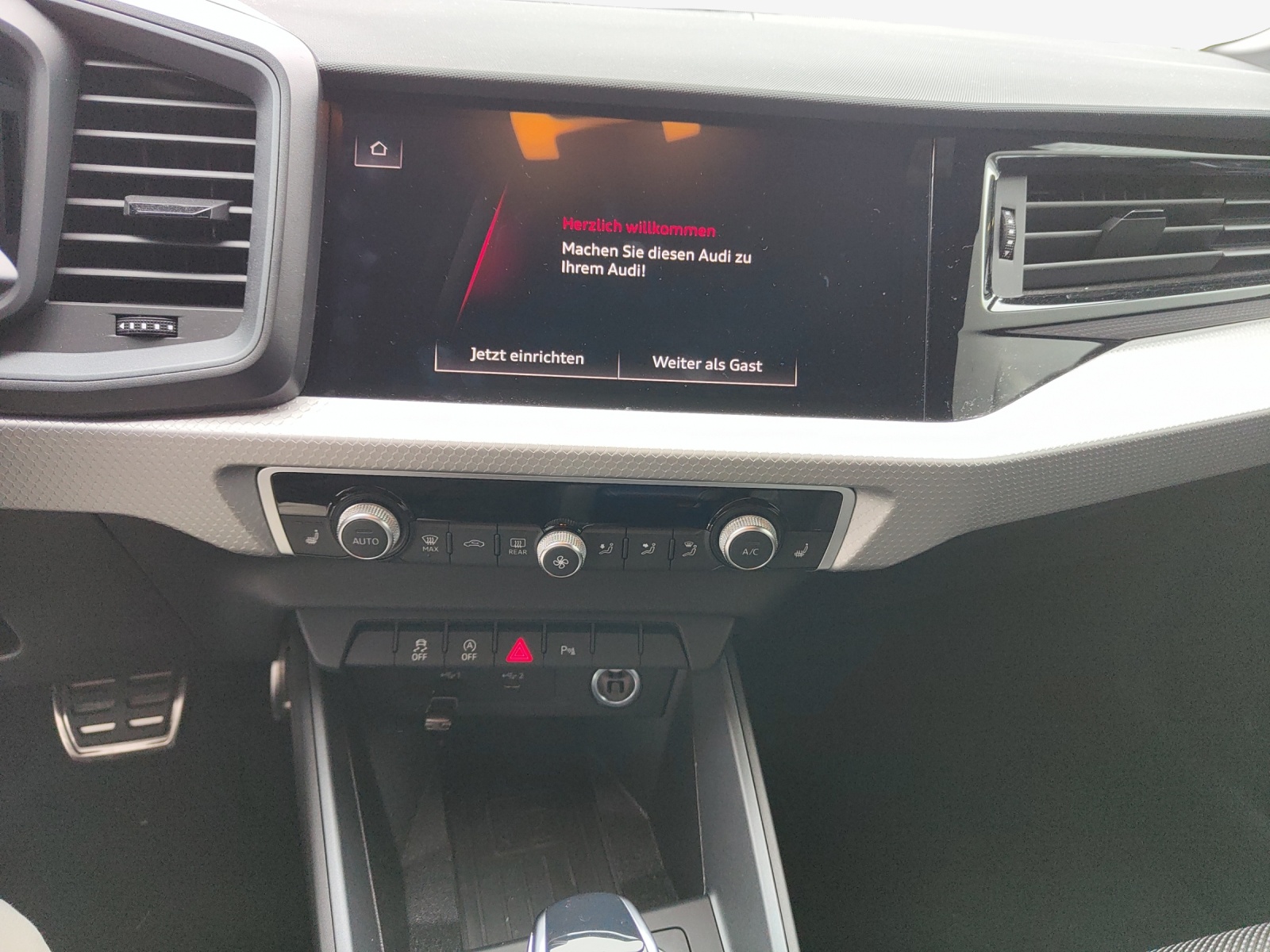 AUDI A1 Sportback 30 TFSI Attraction S-tronic-image-10