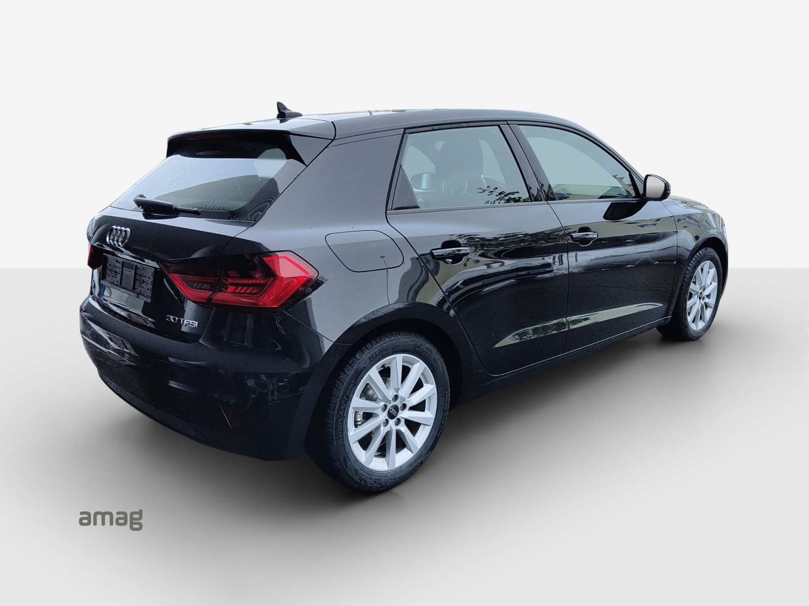 AUDI A1 Sportback 30 TFSI Attraction S-tronic-image-4