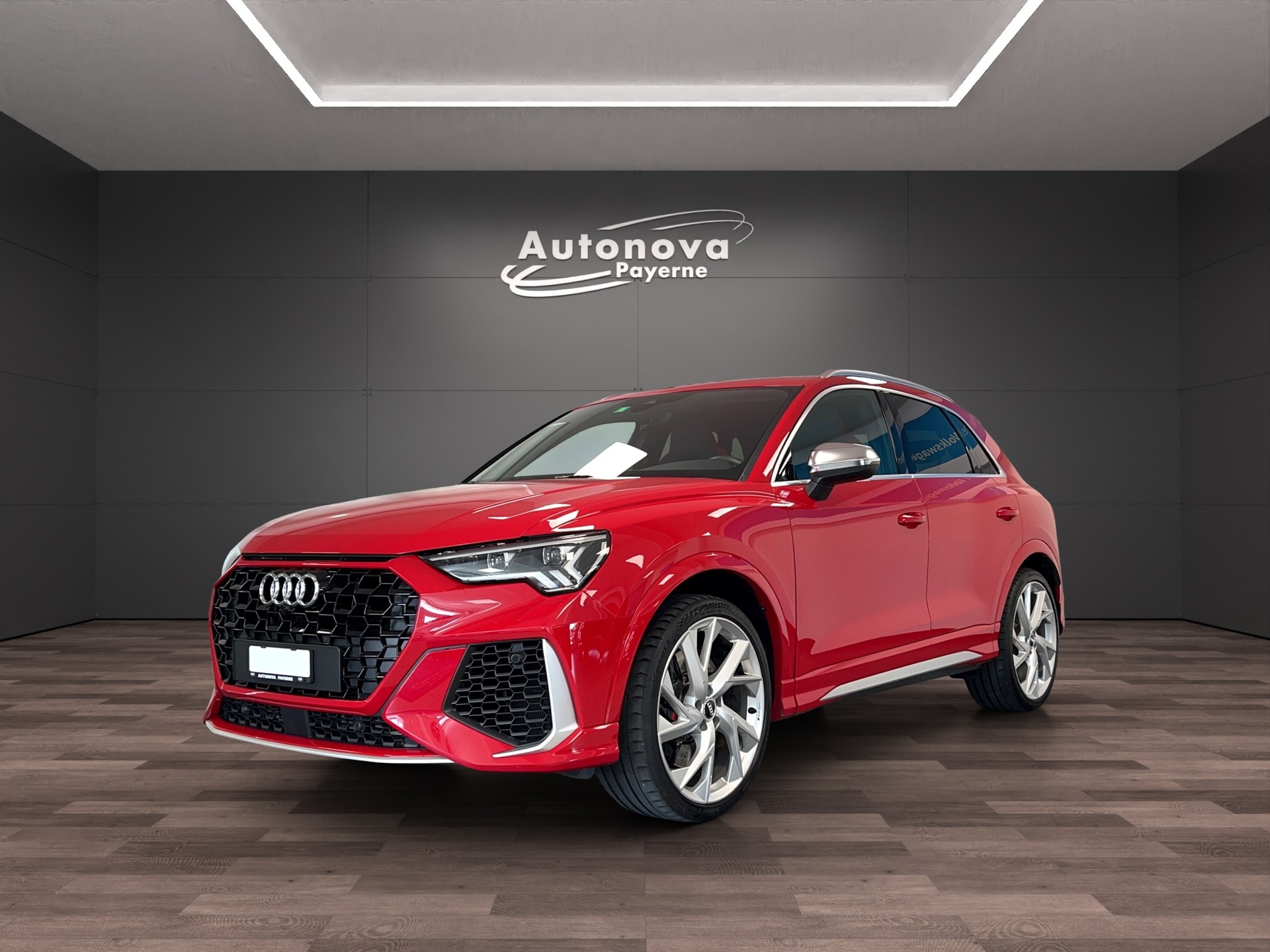 AUDI RS Q3 2.5 TFSI quattro S tronic-image-0