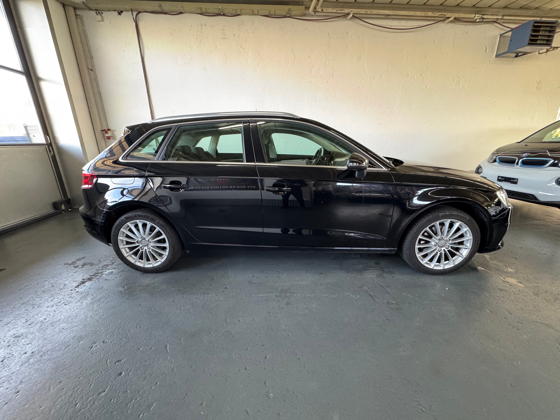 AUDI A3 Sportback 1.4 TFSI Ambition-image-6