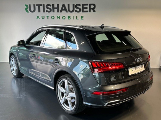 AUDI Q5 2.0 TFSI sport quattro-image-3