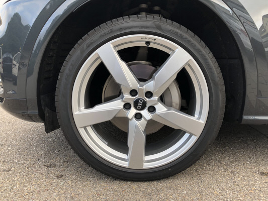 AUDI Q5 2.0 TFSI sport quattro-image-5