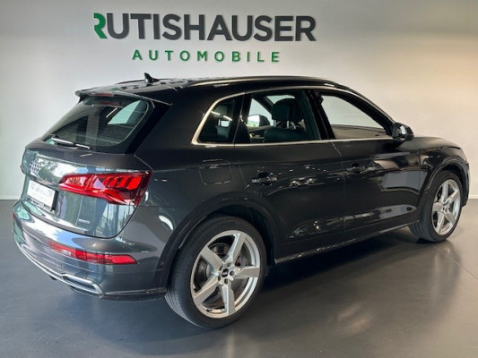 AUDI Q5 2.0 TFSI sport quattro-image-4