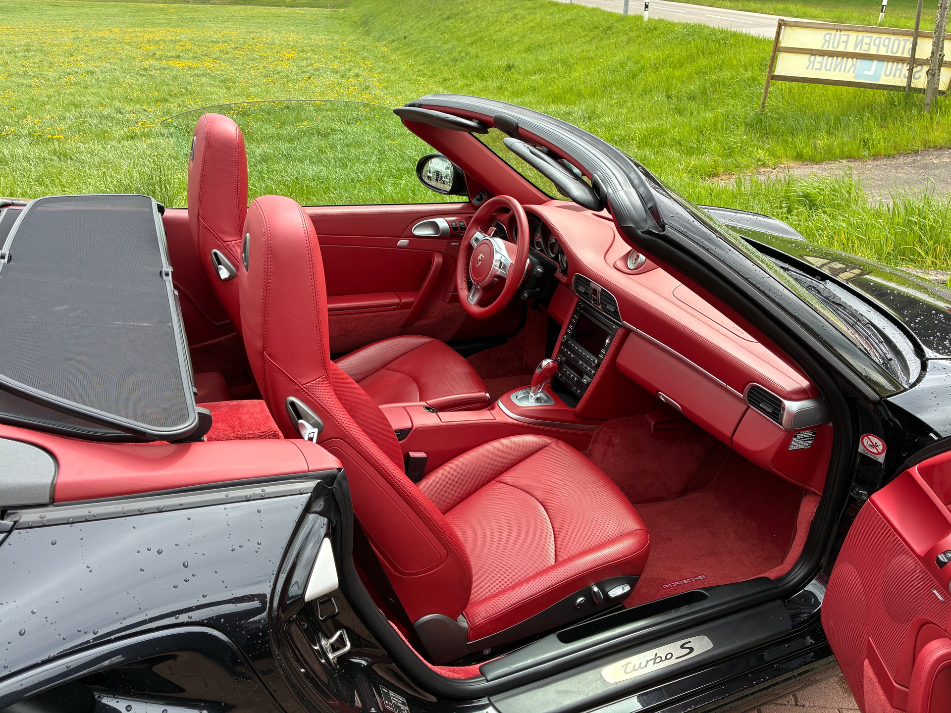 PORSCHE 911 Cabrio Turbo S PDK-image-6