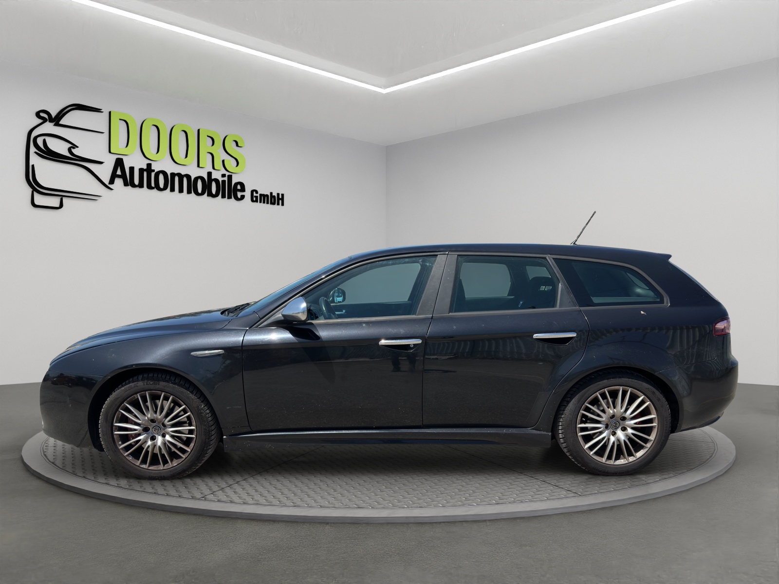 ALFA ROMEO 159 Sportwagon 2.4 JTD Distinctive Q-Tronic-image-6