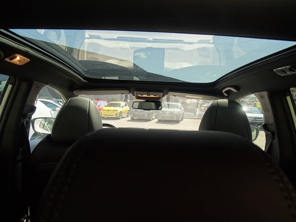 NISSAN Qashqai 1.7 dCi Tekna 4x4-image-6