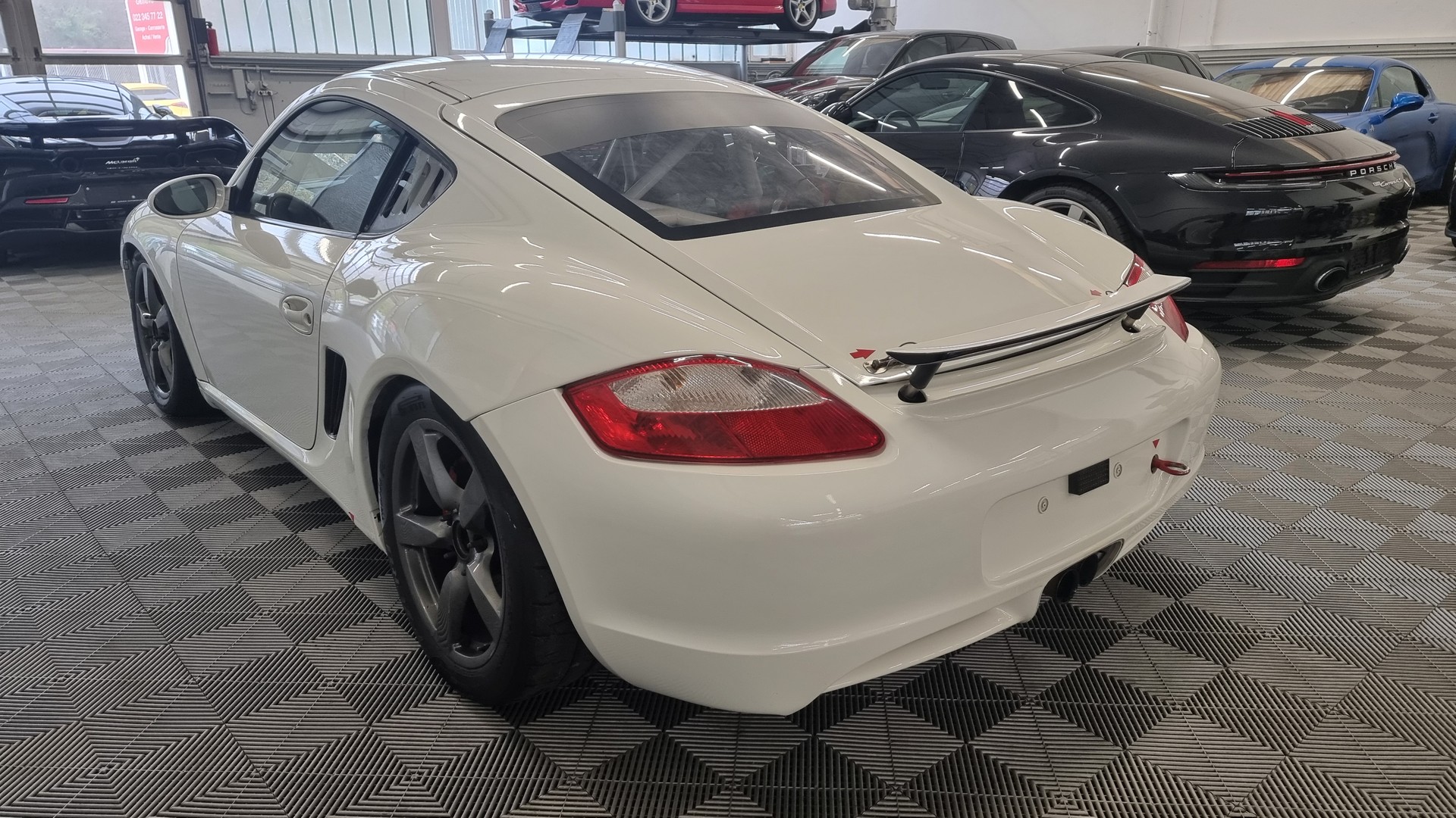 PORSCHE Cayman 987 CUP-image-4