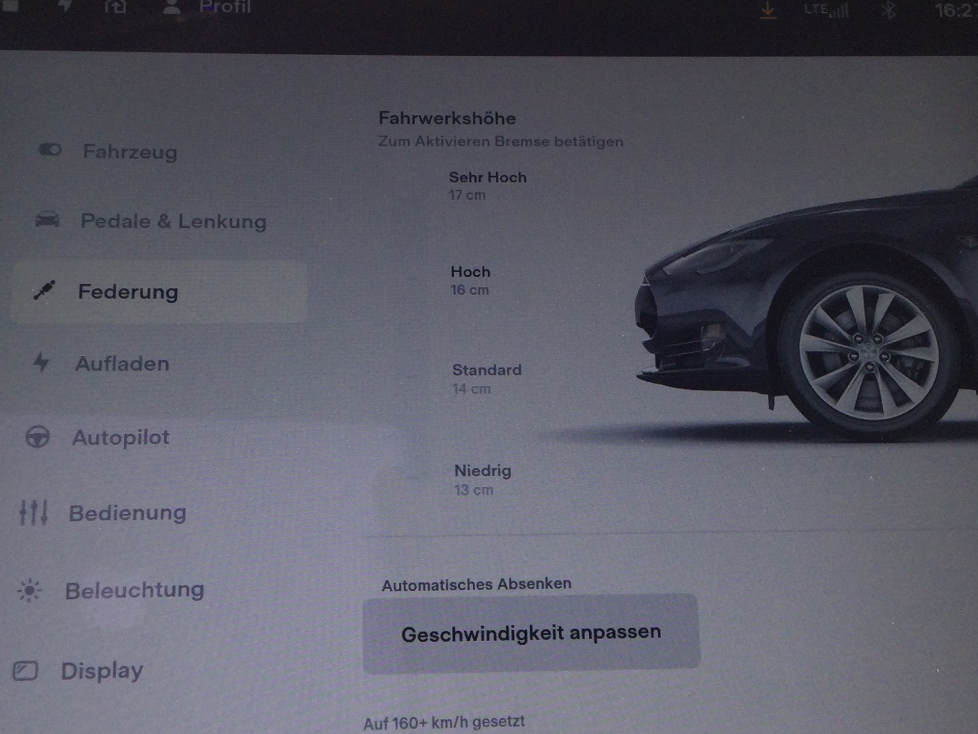 TESLA Model S 90 D 525 PS Allradantrieb AUTOPILOT Panoramaschiebedach Premiumsound ausgezeichnete Batterie ab MFK-image-12