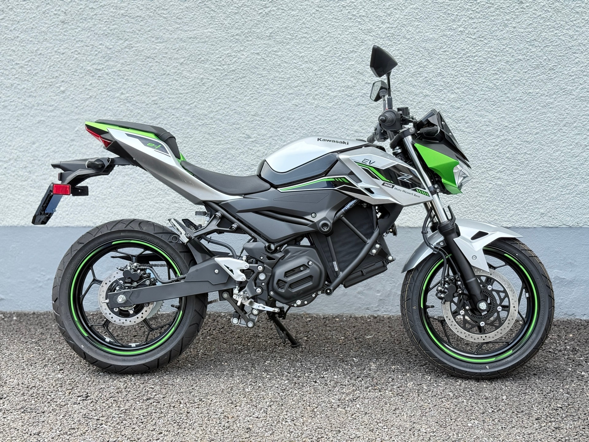 KAWASAKI Z e-1-image-1