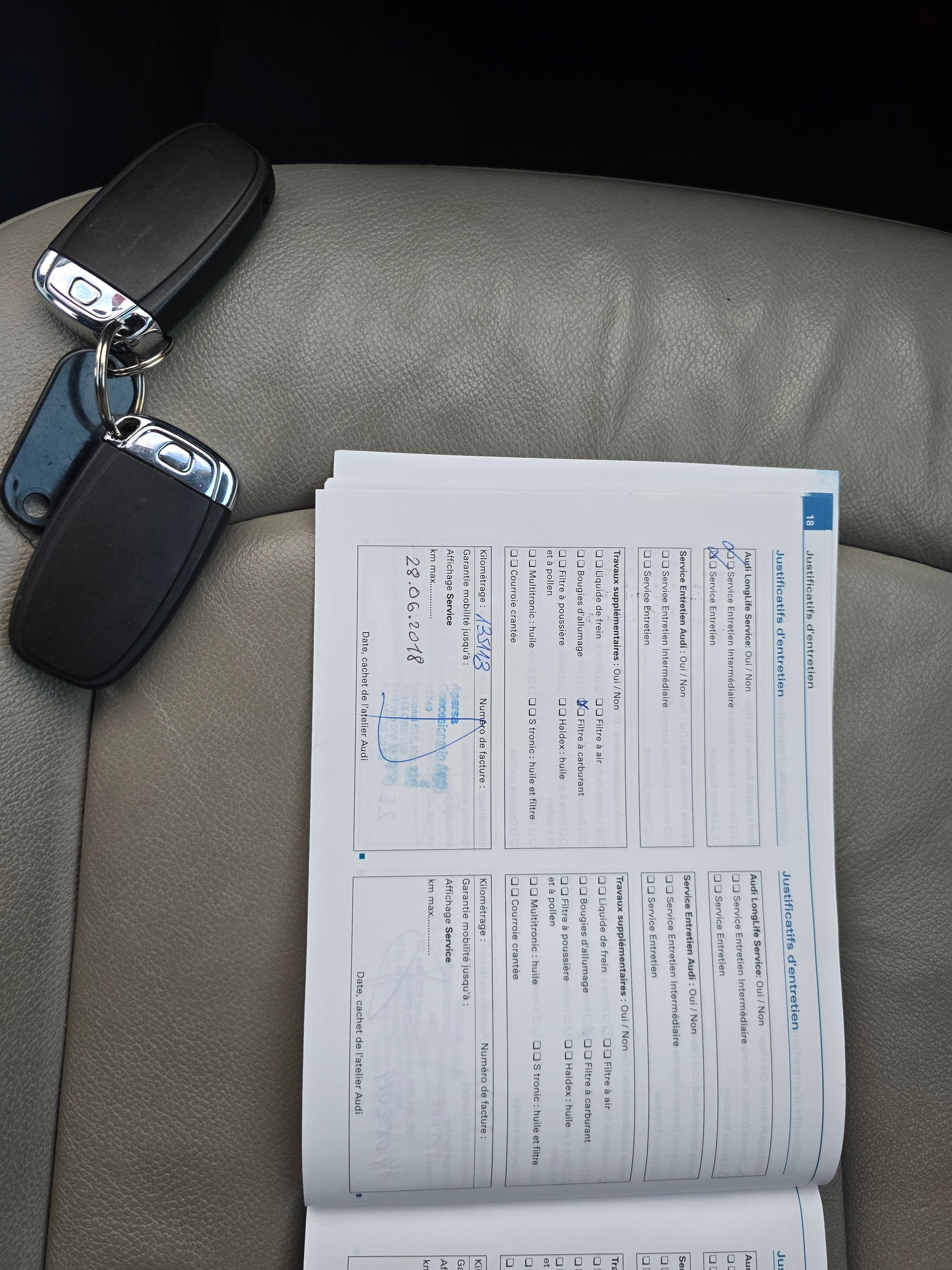 AUDI A4 Avant 2.0 TDI-image-25