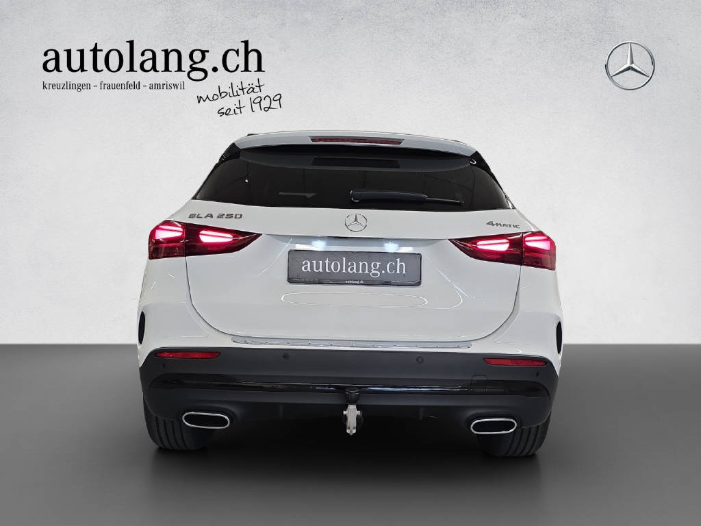 MERCEDES-BENZ GLA 250 Swiss Star-image-15