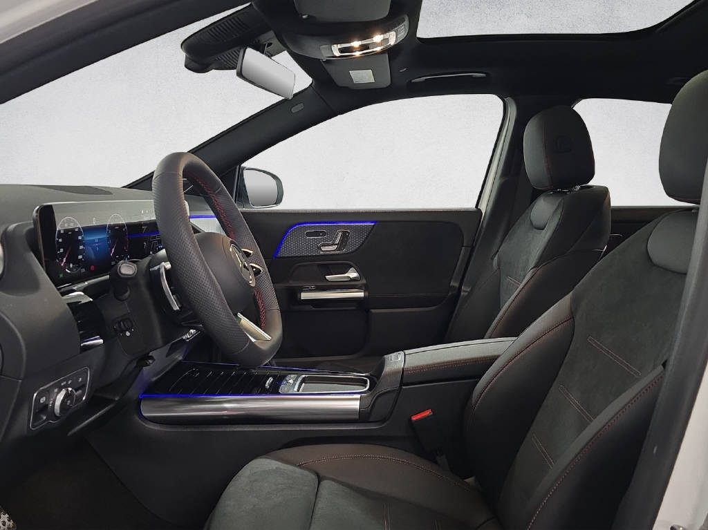 MERCEDES-BENZ GLA 250 Swiss Star-image-9