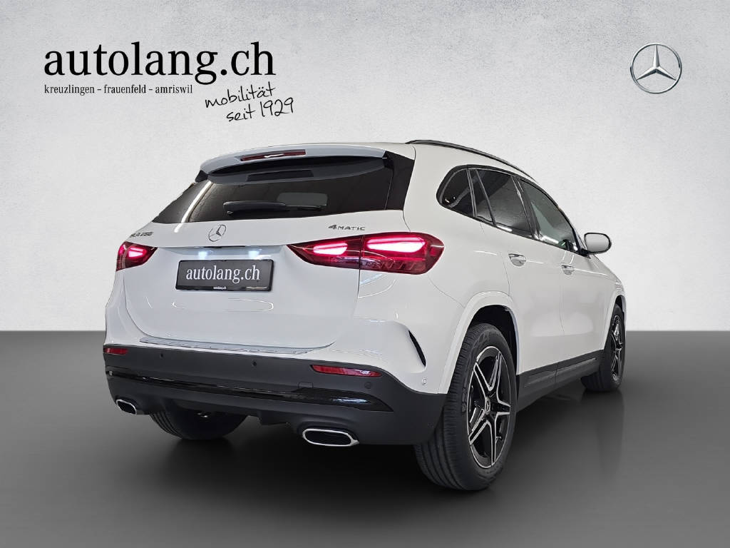 MERCEDES-BENZ GLA 250 Swiss Star-image-3