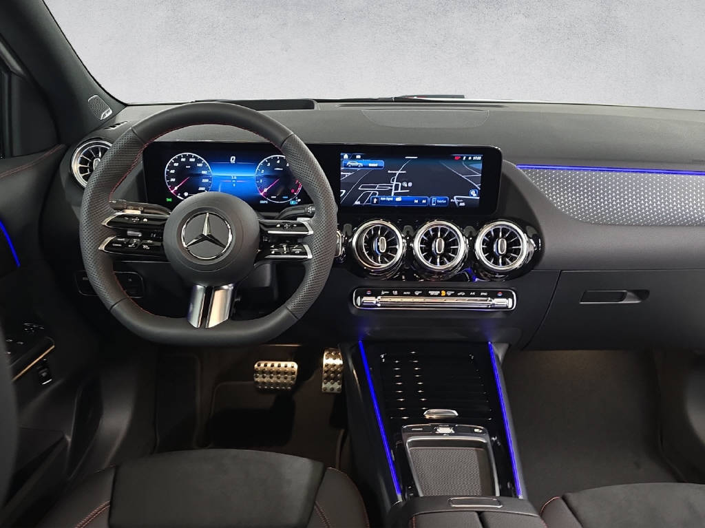MERCEDES-BENZ GLA 250 Swiss Star-image-13