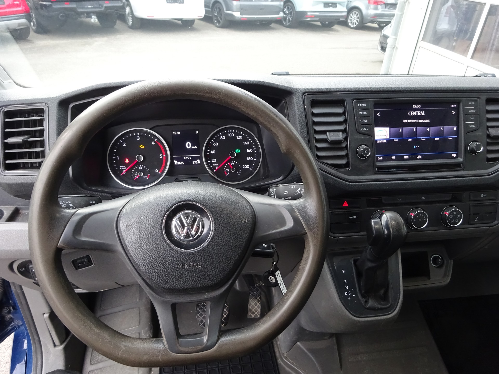 VW 4x4 Automat-image-8