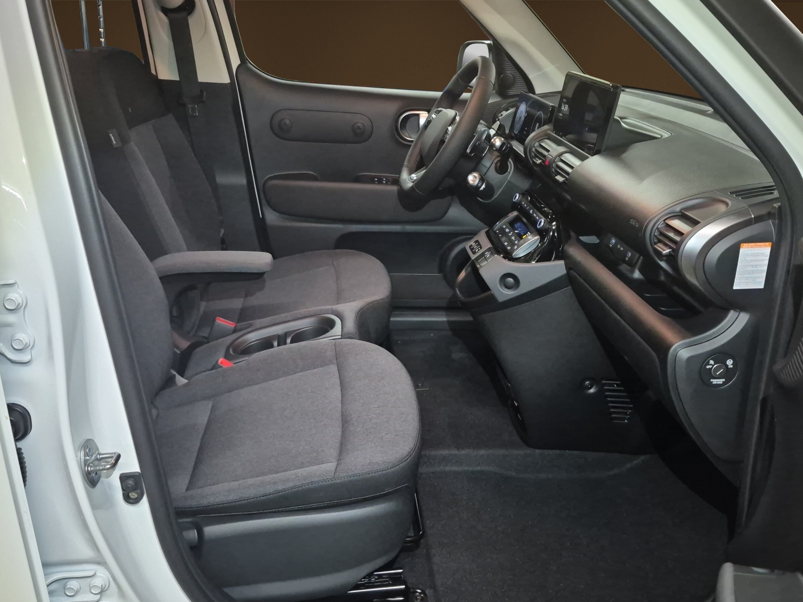 HYUNDAI Inster Electric Amplia Interior schwarz-image-8