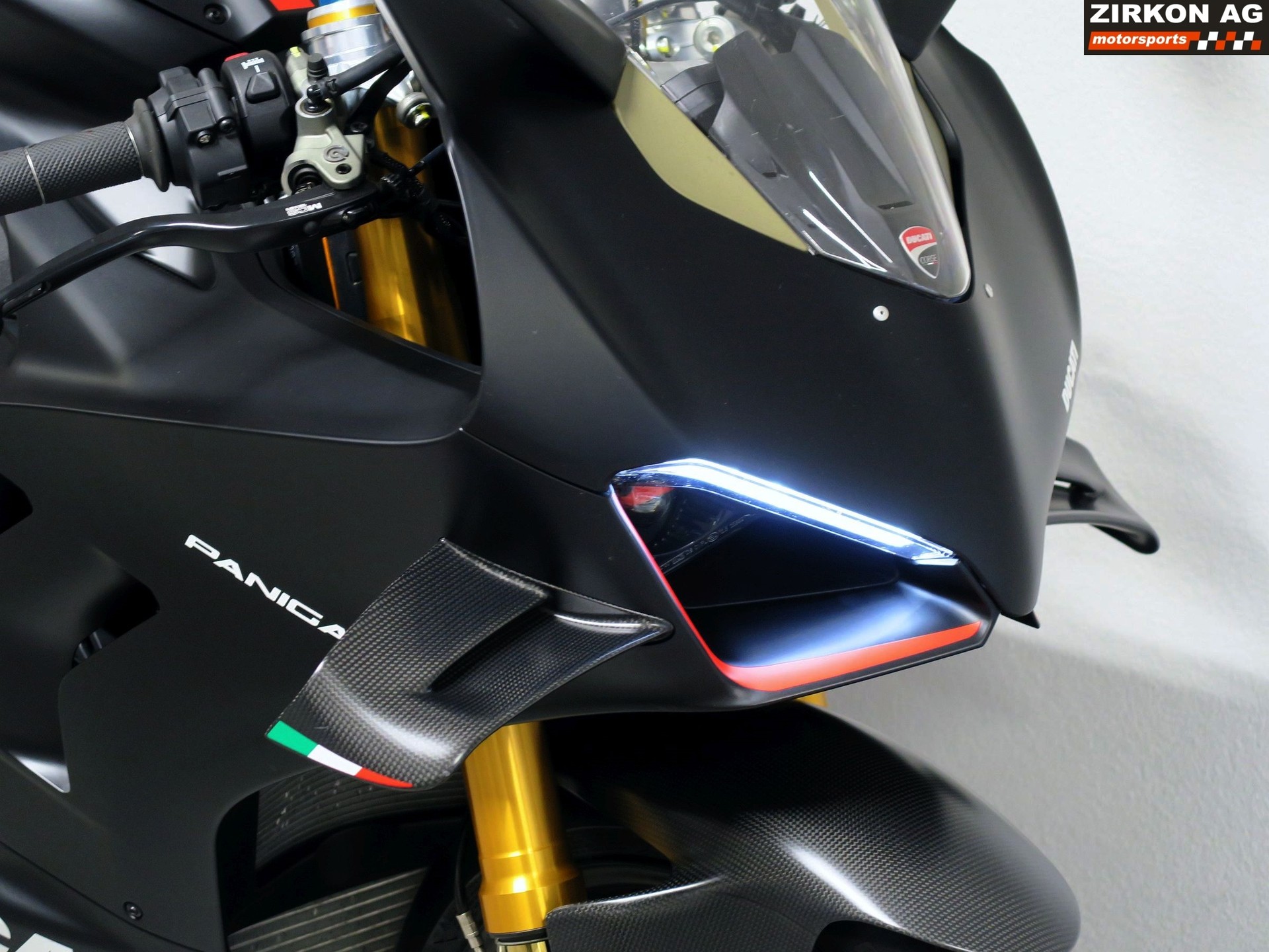 DUCATI Panigale V4 SP2-image-4