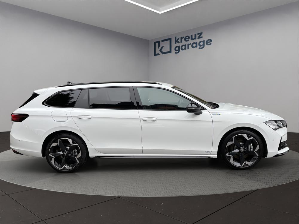 SKODA Superb Combi 2.0 TSI Sportline 4x4 DSG-image-1