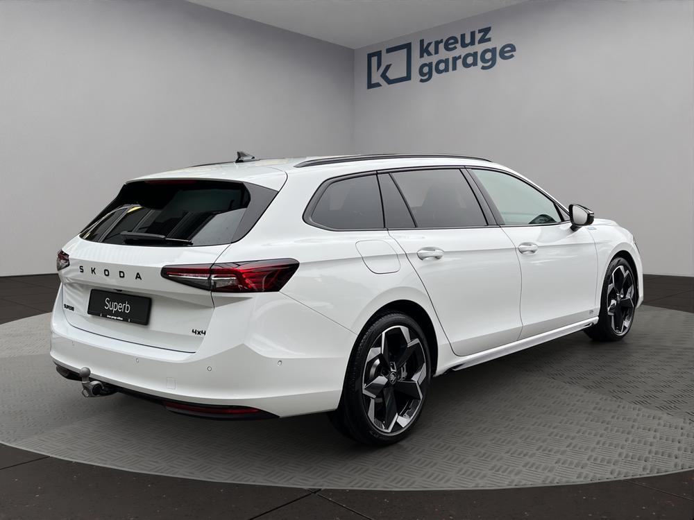 SKODA Superb Combi 2.0 TSI Sportline 4x4 DSG-image-2