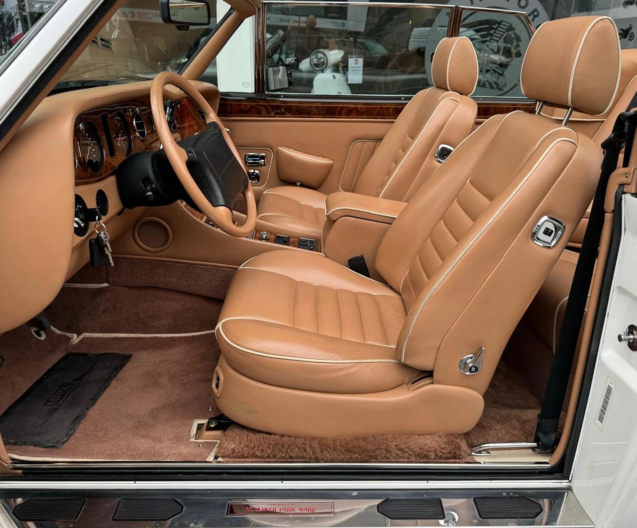 ROLLS-ROYCE Corniche S-image-9