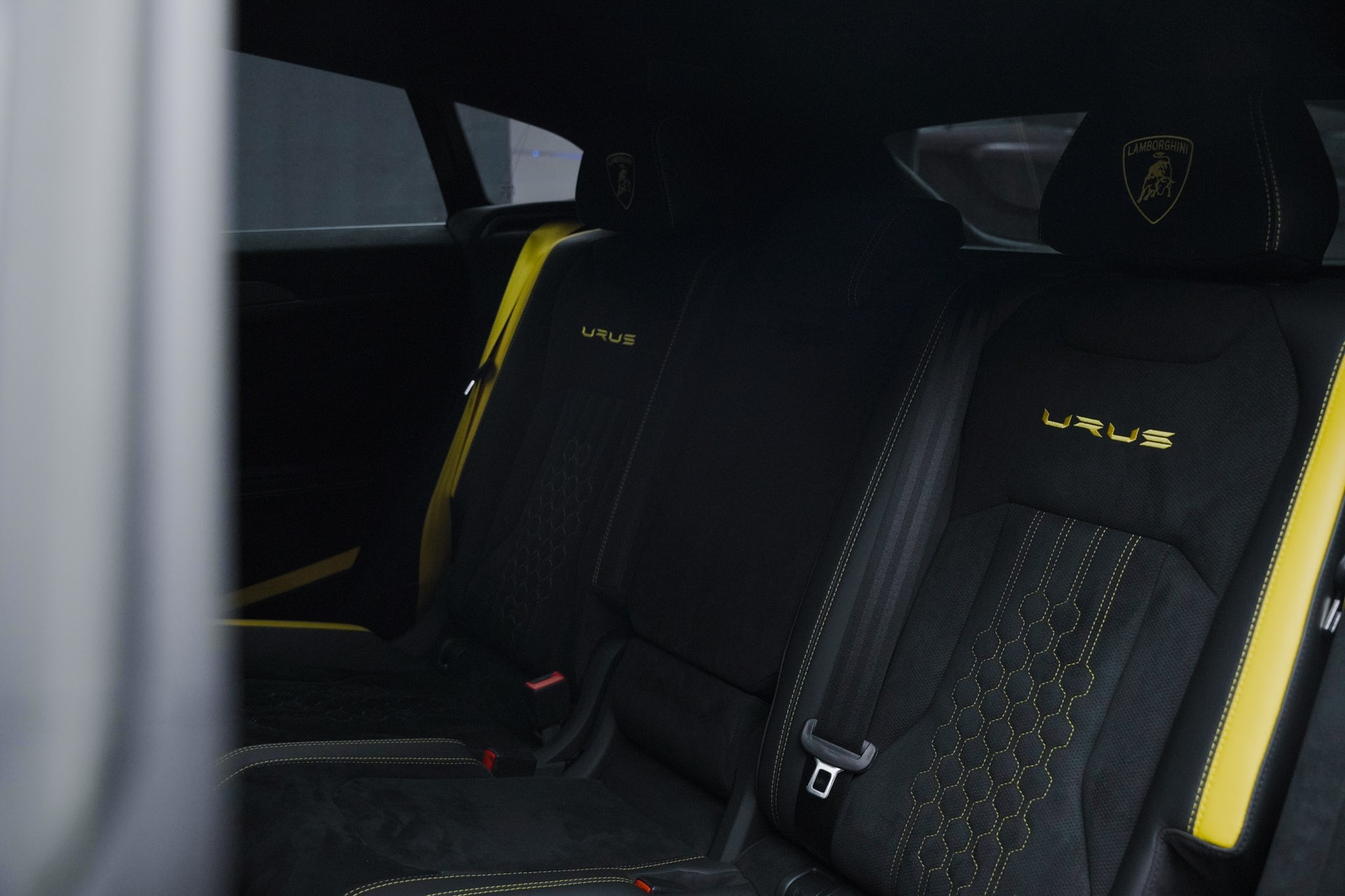 LAMBORGHINI Urus Performante *Full Carbon* *Akrapovic* *B&O*-image-18