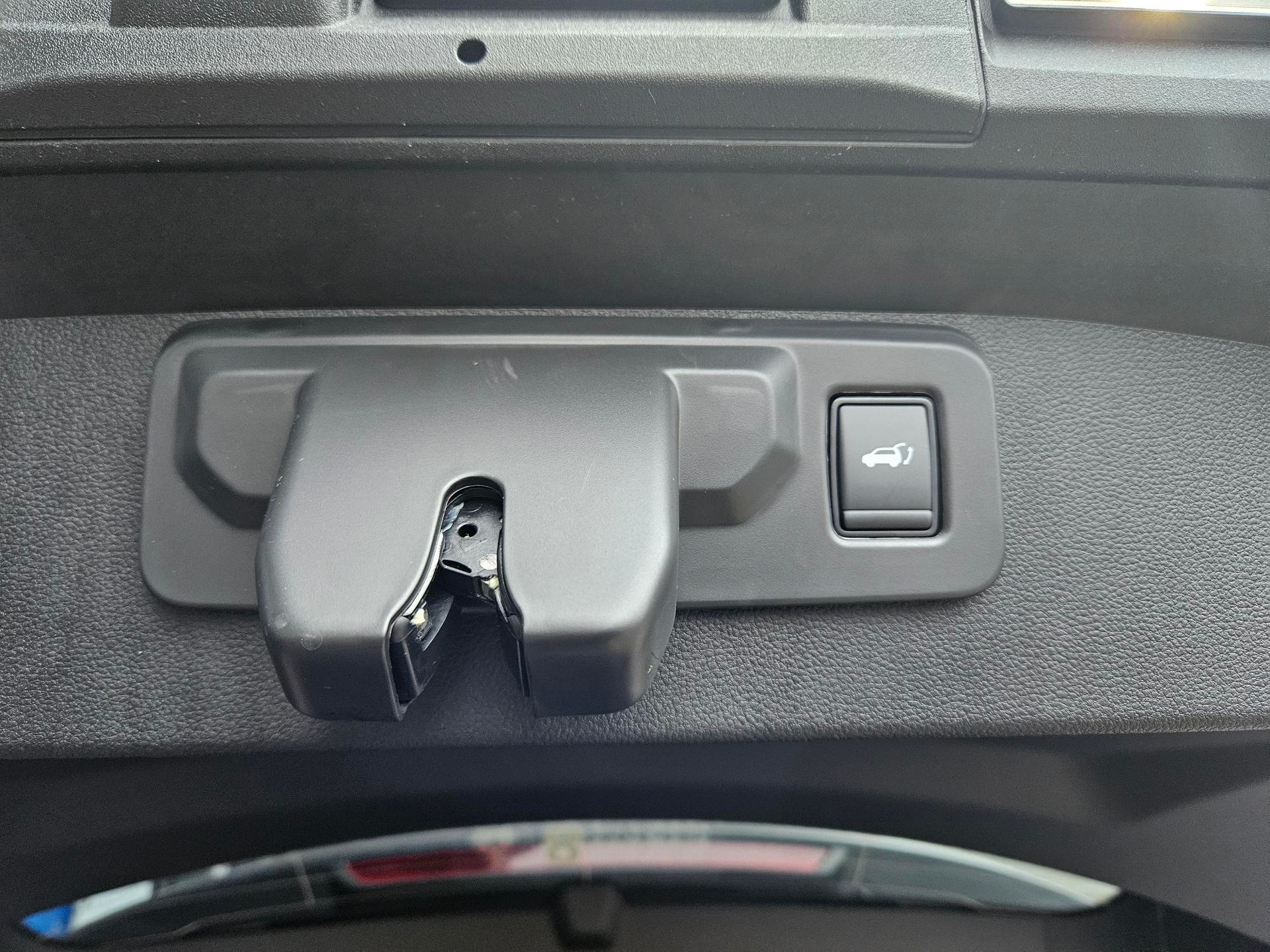 MITSUBISHI Grandis 1.8 HEV Intense-image-11